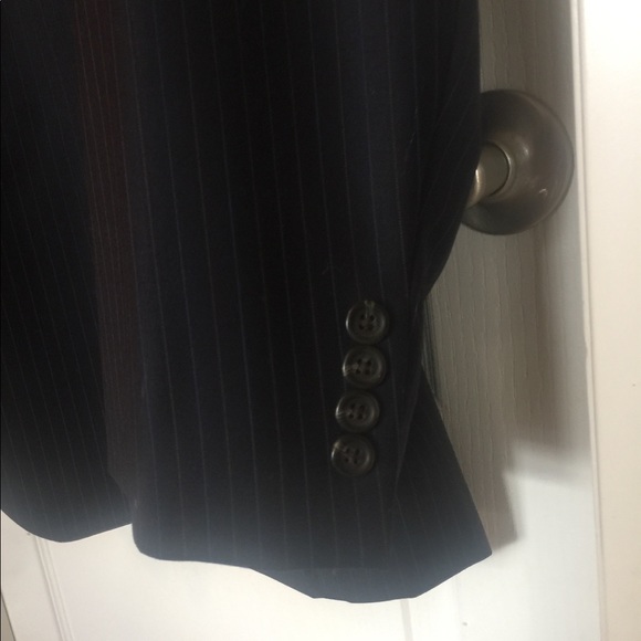 Lauren Ralph Lauren wool blazer. - Picture 2 of 8